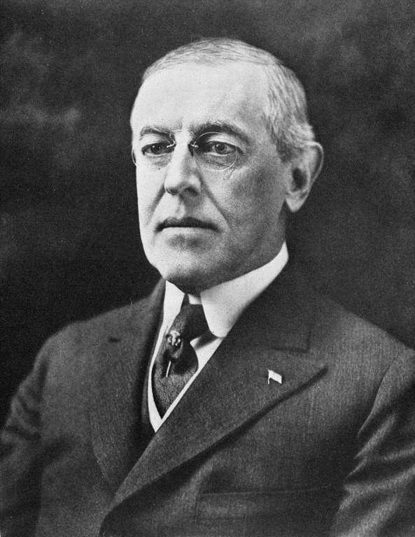 Progressive Amendments President Woodrow Wilson oversaw a great wave of progressive reforms 16 th Amendment created the first national income tax 17