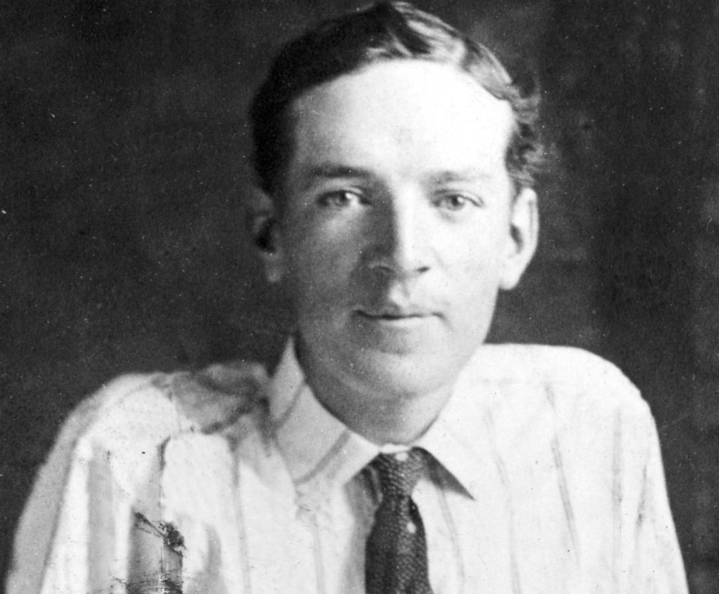 Upton Sinclair Upton Sinclair was born in Maryland in 1878.