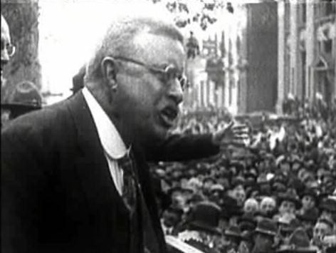 ROOSEVELT AND THE ENVIRONMENT Before Roosevelt s presidency, the federal government paid very little
