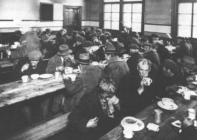 Reactions to the Great Depression (Government Solutions) As the depression worsened, government intervention was used to better the situation however the benefits were limited. 1.