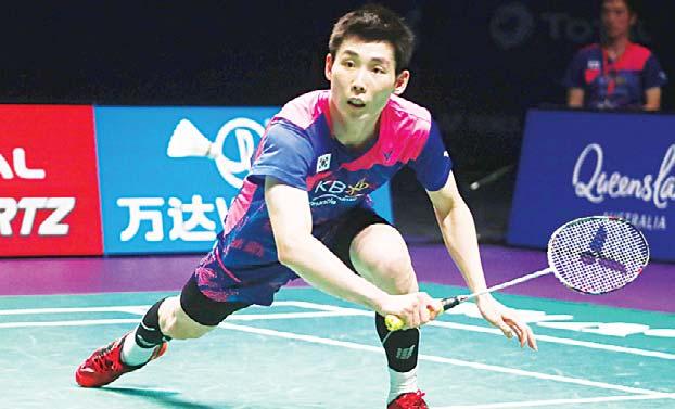 SPORTS 39 South Koreans too strong for Thailand China to play South Korea in Sudirman Cup final Son Wan Ho of South Korea hits a return during the men s singles Sudirman Cup match against Thailand s