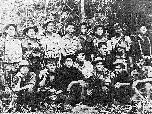 Ho Chi Minh created a guerrilla army to