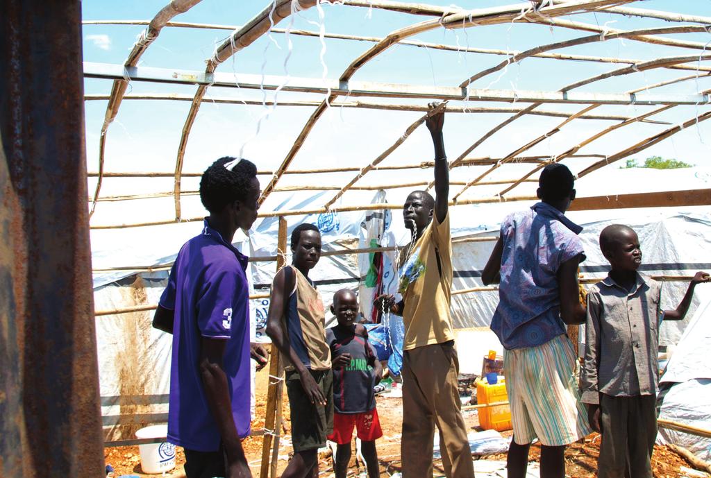 IOM OIM IOM South Sudan SITREP # 8 0 July 04 IDPs constructing their shelters at the UN House PoC OVERVIEW HIGHLIGHTS,500 IDPs relocated to the new PoC site in Malakal The security situation in South