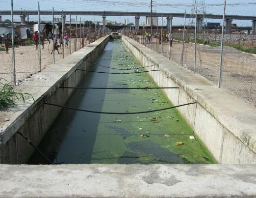 16 Social and Economic Rights Action Centre (SERAC) A canal in Badia East constructed under the World Bank funded Lagos Metropolitan Development and Governance Project.