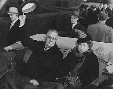 Chapter 26 Franklin Roosevelt and the New Deal, 1932-1941 761 Roosevelt exuded confidence, which the American public desperately wished to see in their leader (Figure 26.3).