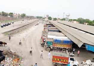 LUCKNOW FRIDAY JULY 20, 2018 nation 05 Pvt parties to run over 1K Rlys goods sheds DEEPAK KUMAR JHA n p Railway officials said that for over decades the good NEW DELHI sheds have been under-used and