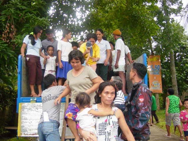 Roles NGOs Play providing alternative mechanism Example: Centre for Disaster Preparedness (Philippines) Notion of community may be different in rural &