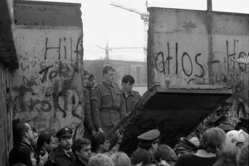 SS6H7C In November 1989, the Berlin Wall was torn down, and Germany began the process of