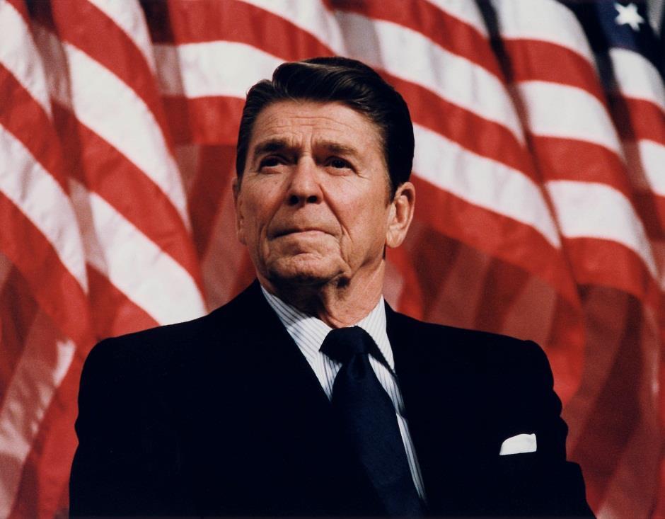 RONALD REGAN REP. (1981 1989) Carter s administration was ruined from the hostage crisis, energy shortage and continuing inflation. Regan (Rep.