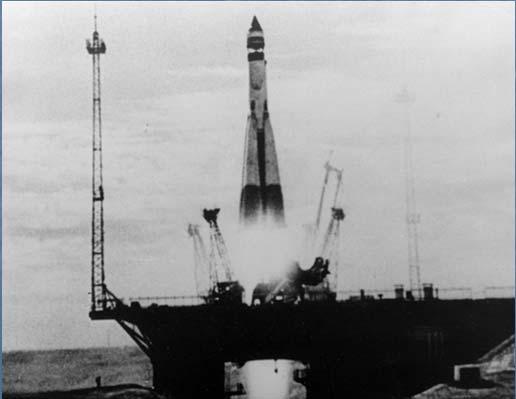 Dilemmas on the credibility of the U.S. commitment to the defense of Europe Soviets launch sputnik (1957) The potential U.S. vulnerability raises questions on the reliability of massive retaliation The introduction of flexible response Different visions/roles for the U.