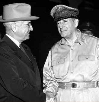 Truman and MacArthur MacArthur plan behind North Korean lines at Inchon a success as North Korea routed MacArthur pressed