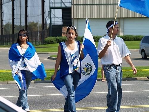 Children of Salvadoran Origin The 2009-2013 American Community Survey estimates 3,176 children in Boston are of Salvadoran origin.