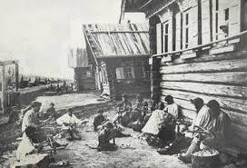 Russia was a large country covering 1/6 of the world s land surface BUT it was economically behind there was very little industry and over 80% of the people lived and worked on the land (agrarian