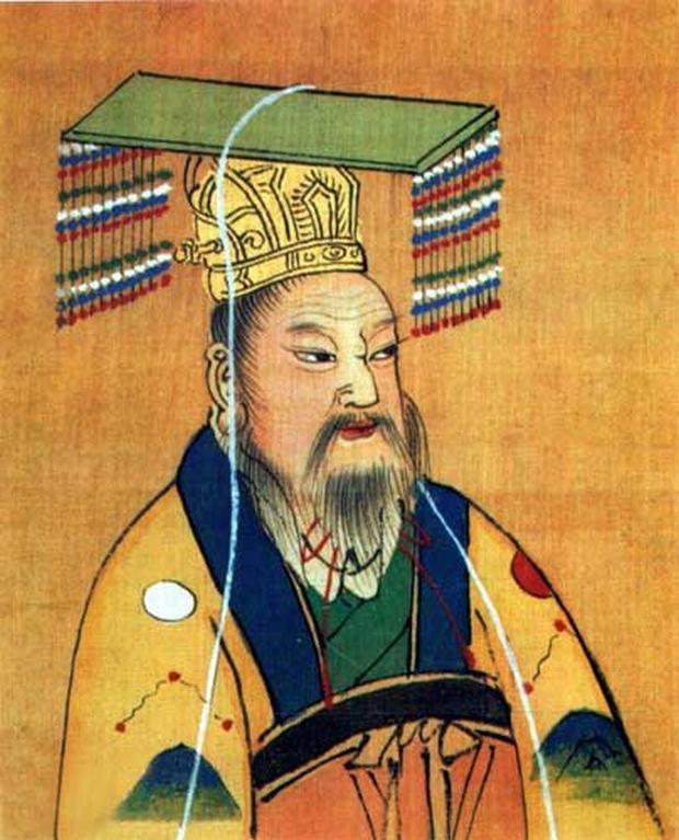 Sui Dynasty (581-618 CE) Short-lived but ambitious dynasty (much like the Qin) Civil service exams continued Two major emperors: Sui Wendi and Sui Yangdi Sui Wendi removed