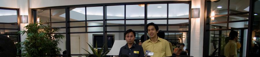 Florencio Sia and Bro. Arnel Chua presented the check donation of Mencius Lodge No.