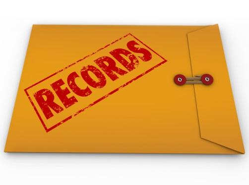 RESPONSES TO PUBLIC RECORDS REQUESTS Must respond within 10 BUSINESS days; failure to do so means that NO FEE MAY BE ASSESSED If full response, including provision of records, cannot be made within