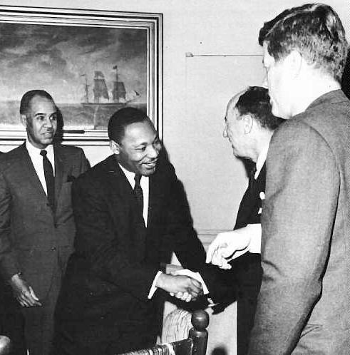 JFK, NIXON REACT DIFFERENTLY TO CIVIL RIGHTS 1950 s Sit-ins Bus Boycotts Martin Luther King Nixon Took no public stance on
