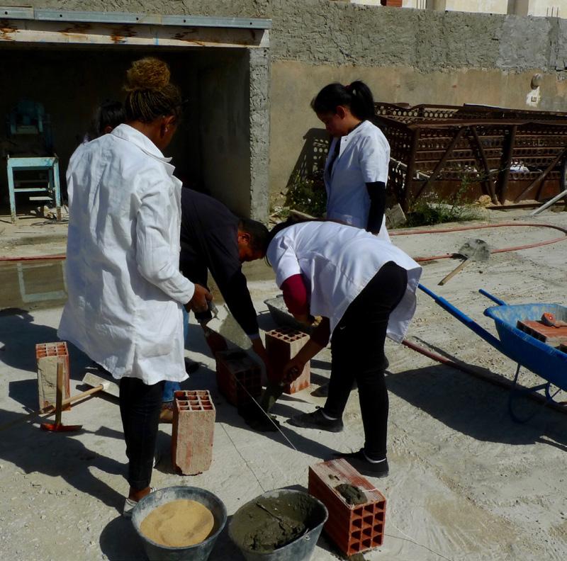 TECHNICAL AND VOCATIONAL TRAINING, CAREER GUIDANCE, EMPLOYMENT SERVICE CENTRES (UNRWA) The UNRWA TVET programme in Lebanon comprises a vocational training centre, which has two campuses, a career