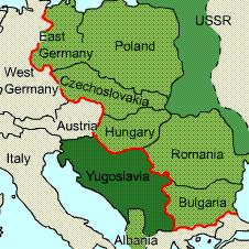 7 THE IRON CURTAIN are shown in green. Soviet expansion in Eastern Europe. Communist countries In 1946 Winston Churchill made a speech in the USA.