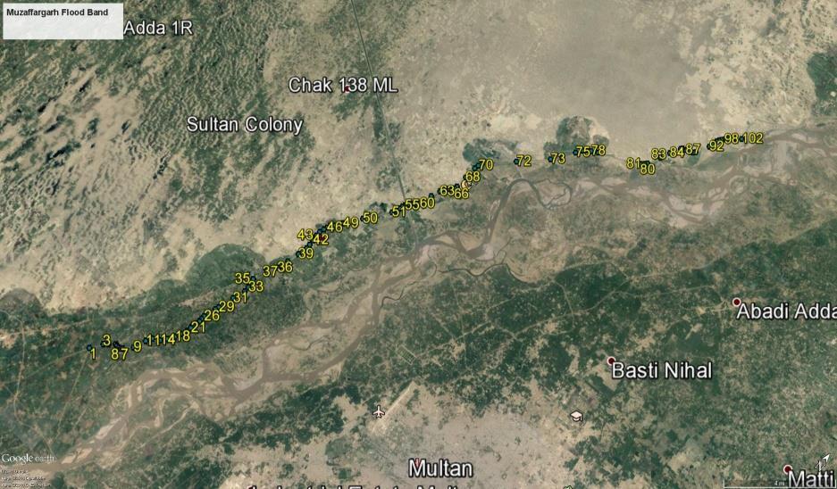 Muzaffargarh is needed as its failure could inundate Muzaffargarh City and other congested abadies. Fig 1: Location and View of Muzaffargarh Flood Bund D.