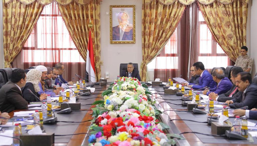 Prime Minister Ahmad Obeid bin-daghr has stressed on unifying military and security apparatus under ministries of defense and interior and activating intelligence work to stop terrorist and criminal
