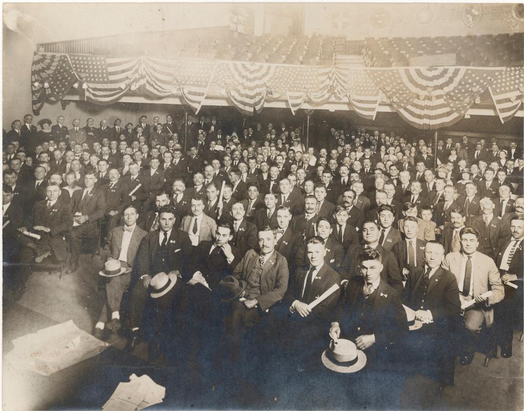 DOCUMENT 3 Photograph of Americanization Class, Trenton, New Jersey, 1921 Questions 1.