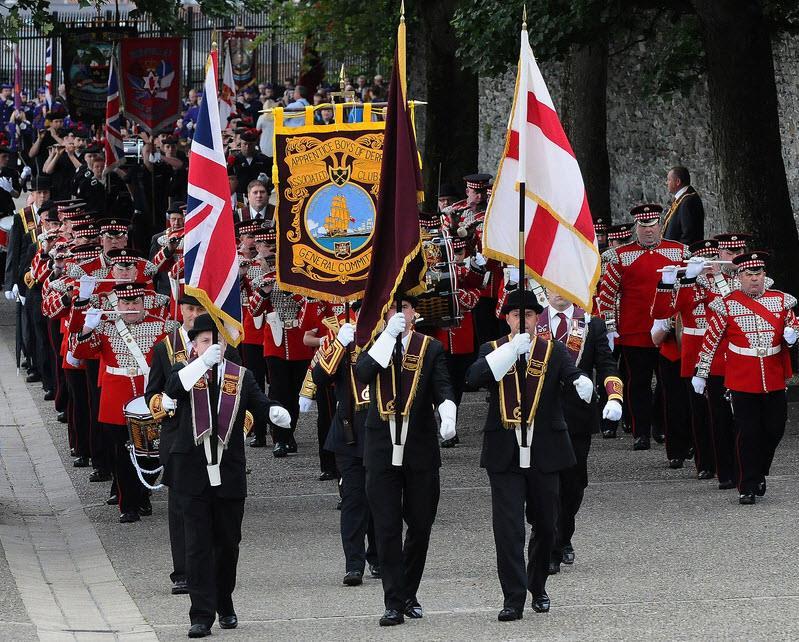Commemorating the Siege The Apprentice boys are primarily known for their commemorations of the Siege 18 Dec Closing the Gates 12 Aug Lifting of the Siege These events involve large marches by men in
