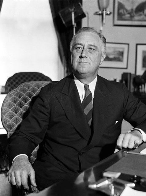 Roosevelt and the press? How might this help FDR as President?
