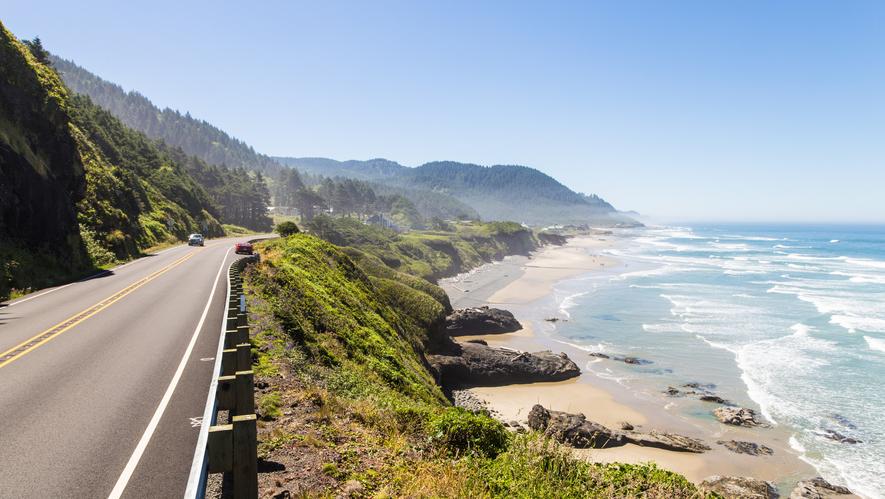 Countries Of The World: The United States By National Geographic Kids, adapted by Newsela staff on 06.26.18 Word Count 859 Level MAX Image 1: U.S. Route 101 in Oregon.