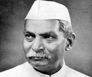 partition of India, and would constantly advocate a united India. He was an active campaigner for women's movements during the independence struggle.