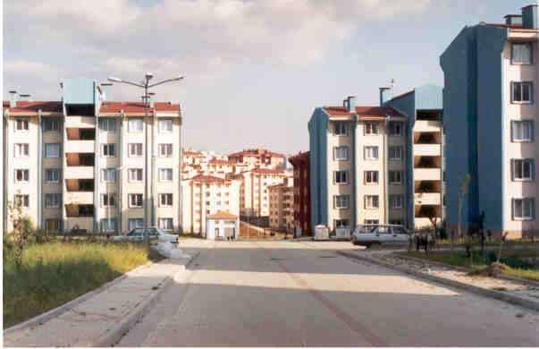 1 Marmara Earthquake of 1999 and Ikitelli post-disaster housing example The earthquakes which hit the Turkish towns of Izmit and Duzce in 1999, known collectively as the Marmara earthquakes, not only