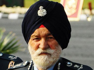 Marshal of IAF Arjan Singh dies at 98 Marshal of the Indian Air Force Arjan Singh, one of independent India s most celebrated soldiers, passed away in the national capital on Saturday. He was 98.