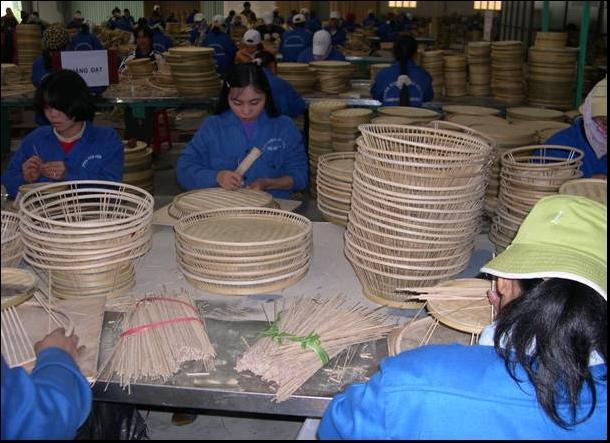 Pilot Handicrafts Program for 250 People Nuiphaovica reached an agreement with Tien Dong Co.
