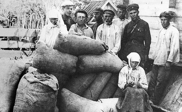 SOCIAL HISTORY Ukrainian Kulaks The kulaks in Ukraine fiercely resisted collectivization.