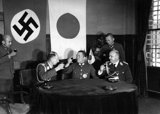 September 1940 Germany, Italy and Japan sign Tripartite Pact