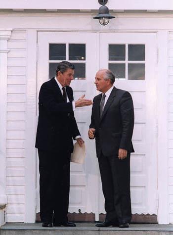 END OF THE COLD WAR Reykjavik summit Reagan and Gorbachev Beginning of