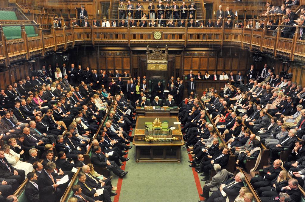 Powers of the House of Commons Debate and refine potential legislation They are the only ones who may become party leaders and