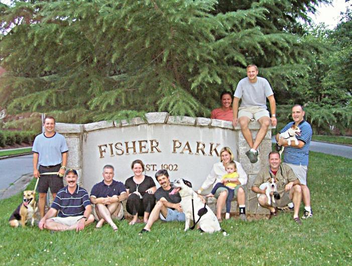 Volunteer Opportunities in our Fisher Park Neighborhood Join the Neighborhood Board to represent your neighbor s interests and concerns Be a Block Captain Be a neighborhood Greeter or Greeter