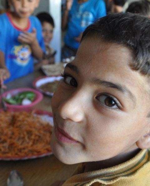 During the reporting period, WFP distributed a total of 406,7000 hot meals (an average of 58,100 meals per day) through its implementing partners in Al Za atari camp in Mafraq and King Abdullah Park