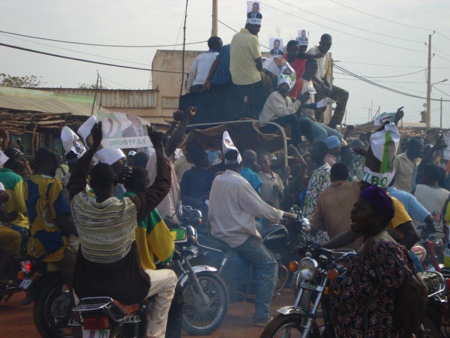 Deliberative Campaign Experiments Control Villages: Benin Leonard