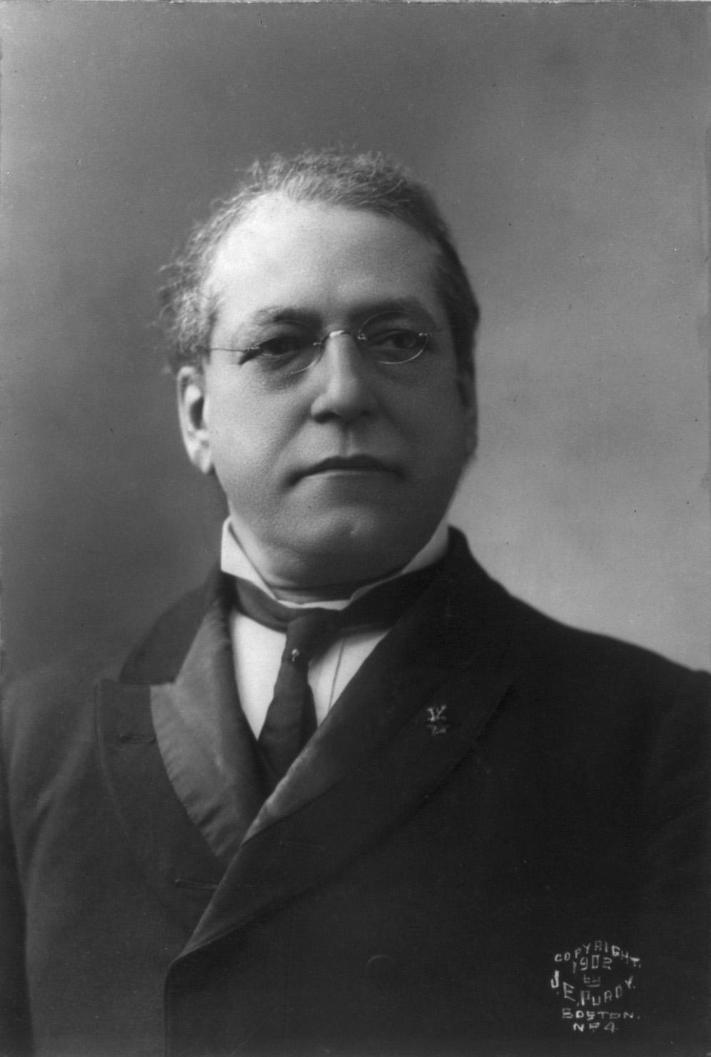 Craft Unionism Craft unions include skilled workers from one or more trades Samuel Gompers helps found American Federation of Labor (AFL) AFL strikes successfully, wins