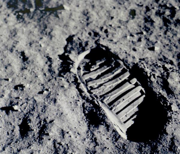 A Puzzle in Poor Communities in the Philippines Great-Leap, Small- Step Puzzle That s one small step for [a] man, one giant leap for mankind Neil Armstrong, July 21, 1969 11 A Puzzle in Poor