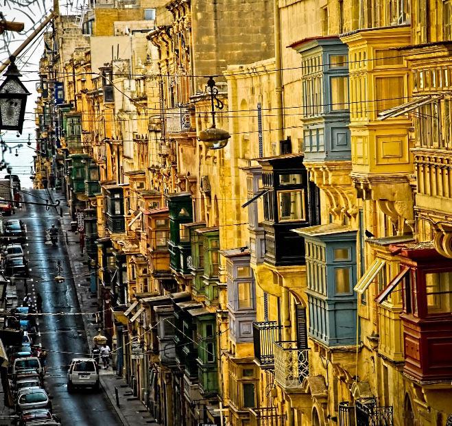The Voice of the Maltese Issue 113 online magazine (driven by the voice of its readers) readers October 27, 2015 A characteristic of the Maltese streets in old cities and villages is the Maltese