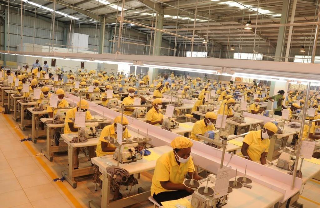 workers to produce protective clothing and T- shirts for export started in March 2015. The employment increased to 500 in July.