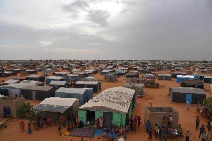 OPERATIONAL UPDATE Mauritania 15 Decembre 2018 Mauritania hosts over 2,000 urban refugees and asylumseekers and almost 56,000 Malian refugees in and around Mbera camp established in 2012 in the arid