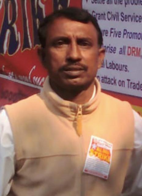 Santanu Mondal In Kolkata, Santanu Mondal, a member of the National Federation of Postal Employees, said: As a result of a 2004 ordinance, public sector workers were deprived of a pension scheme.