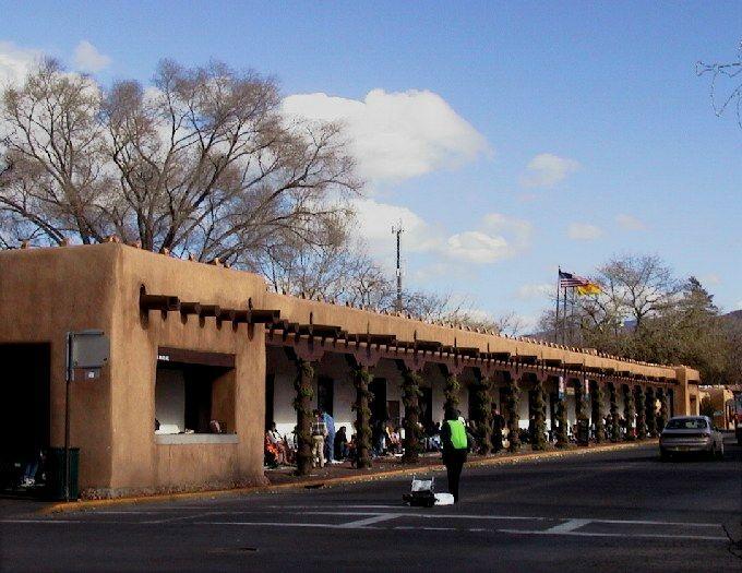 to the Governor s Palace in Santa Fe, where they were besieged for a week before the Indians