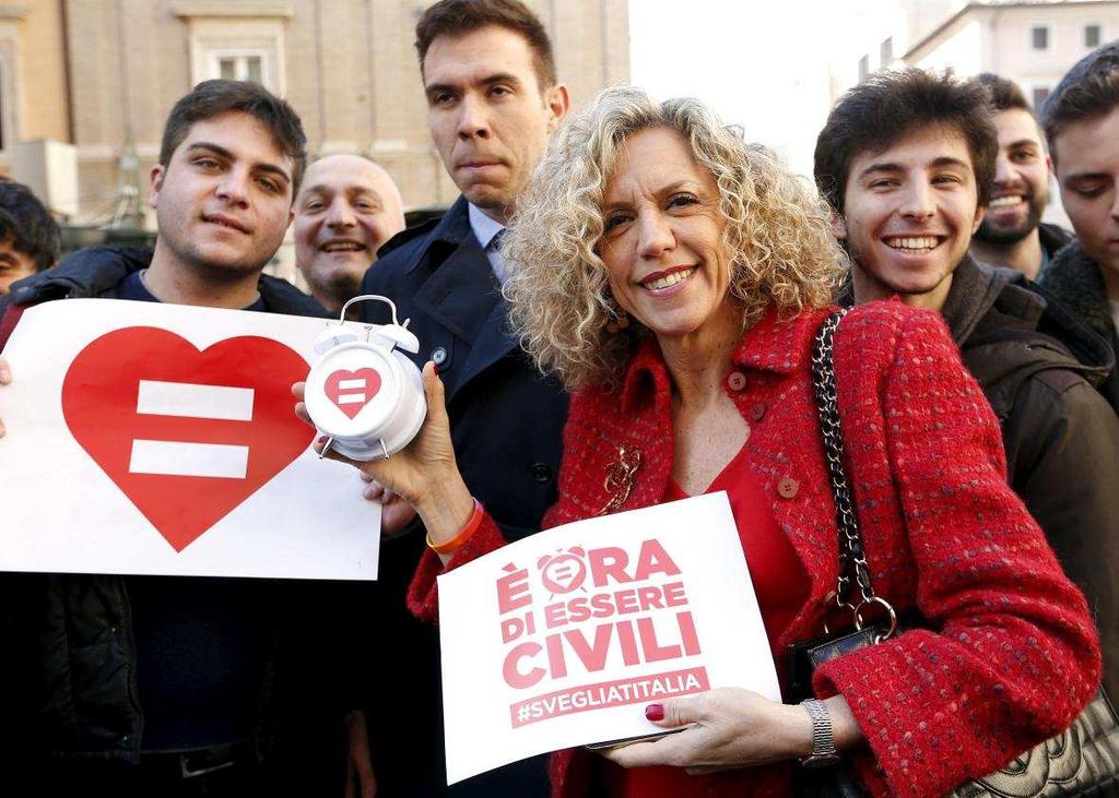 TRACCIA BUSTA N 4 In Italy, a Narrow Definition of Family Means Same-Sex Couples Still Can t Adopt Sen.