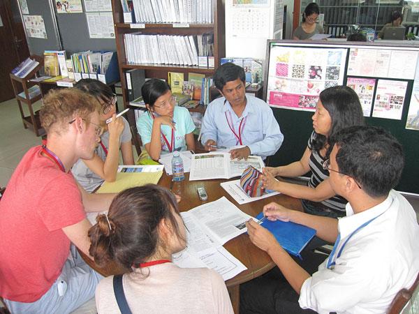 7 Environmental Leadership Development: A Cambodian Case 115 Fig. 7.3 Interview with JICA staff as part of group work groups a lot of time to agree on their own topic.
