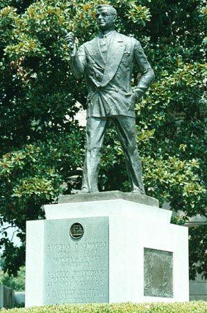 Talmadge s Statue State